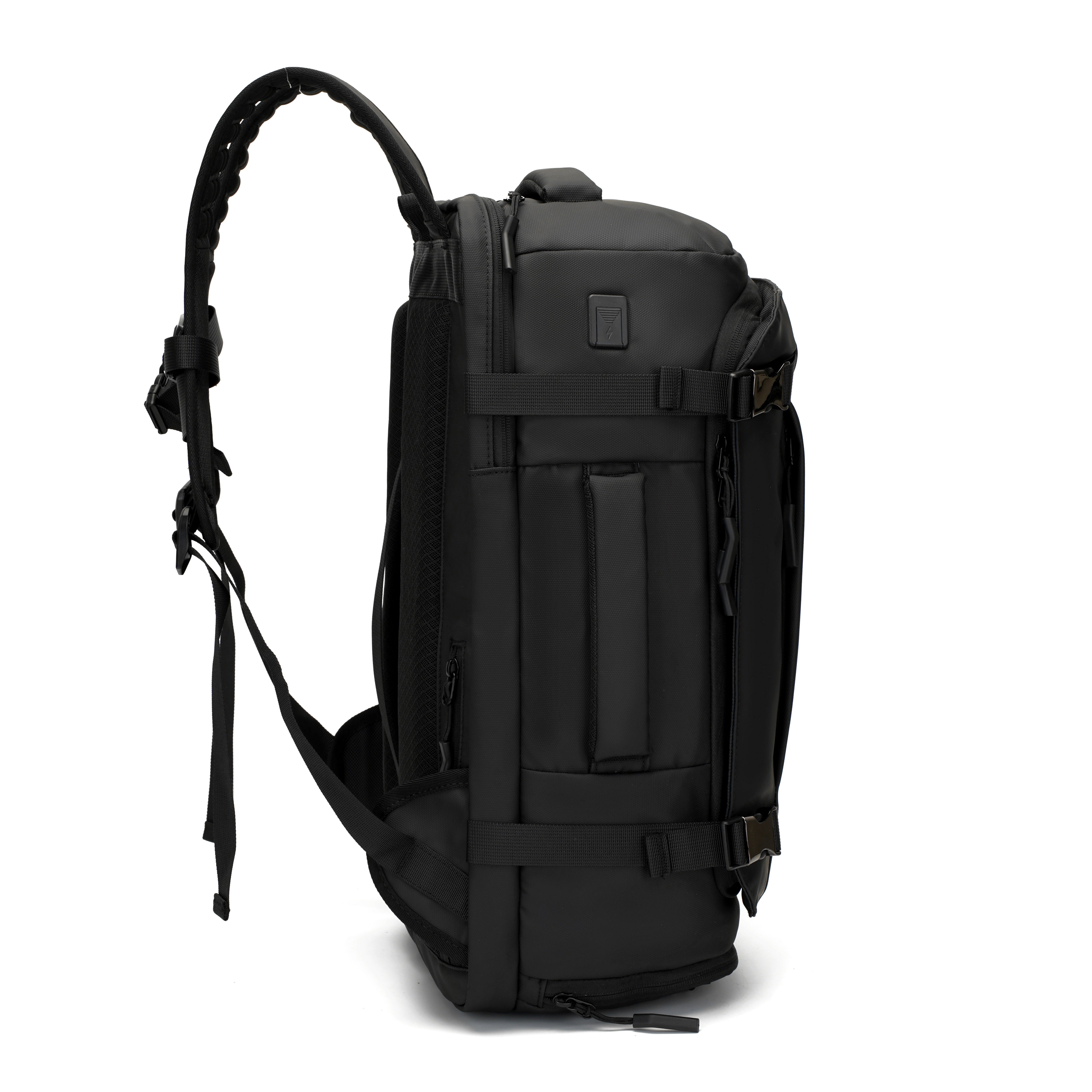 NØMAD Series | Business Equipment – Zermatt-HØRN | Travel Experts